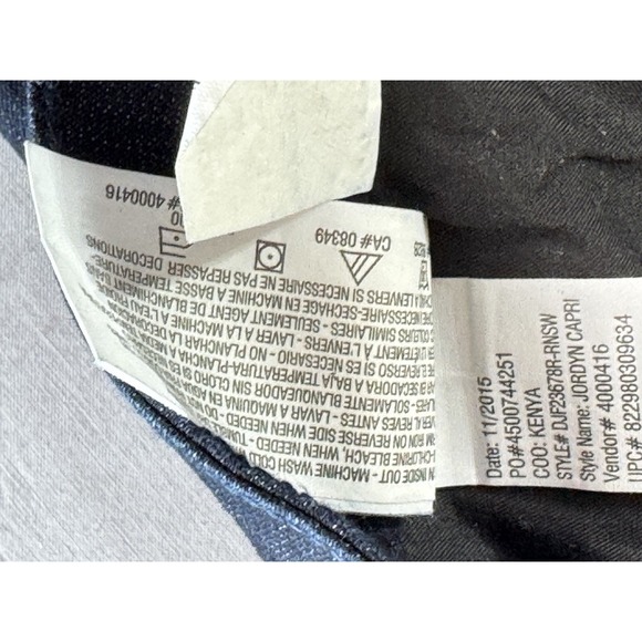 Gloria Vanderbilt Capri Pants Womens 10 Blue Jordyn Embroidered Pockets Mid Rise - Picture 7 of 16